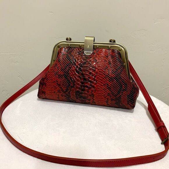 Handmade Genuine Embossed Leather Push Lock Clutch/Shoulder Bag/Crossbody - Picture 4 of 16